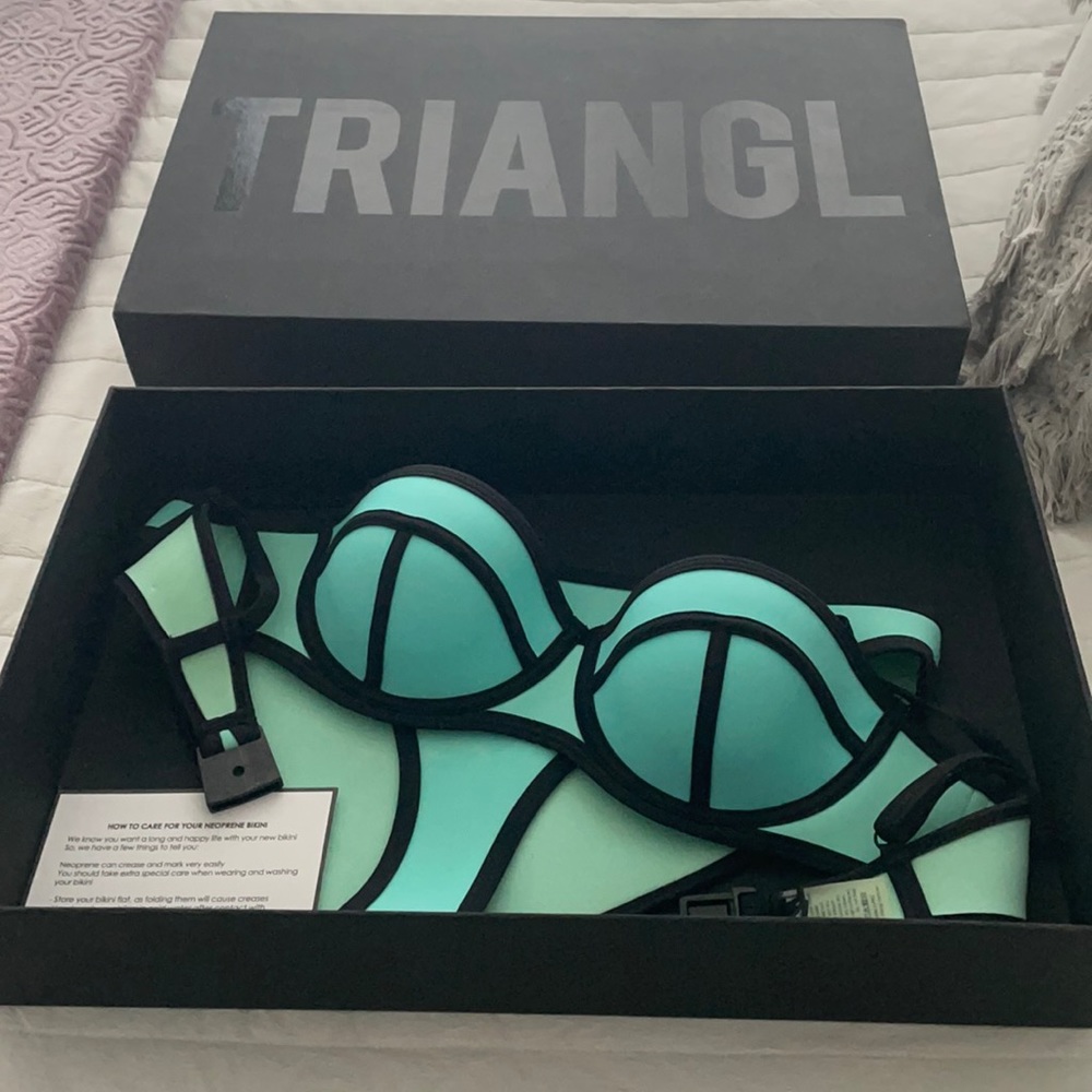 Triangl bikini